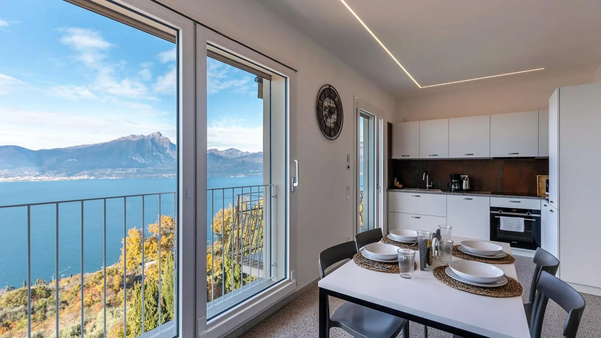 Casa Serena Lake View Torri Del Benaco Italy